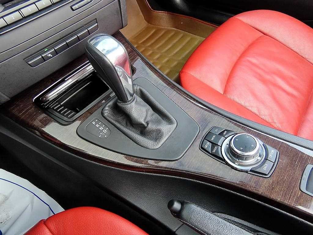 BMW 3시리즈 3시리즈 (E90) 328i 컨버터블 이미지 15