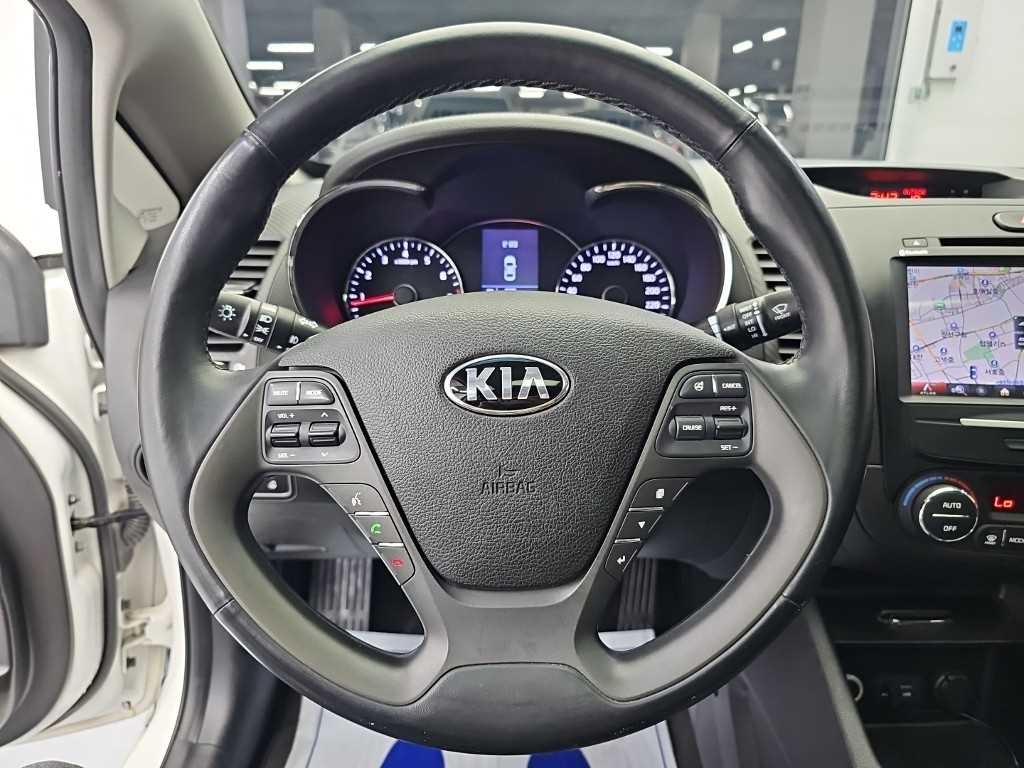 기아 K3 1.6 GDI 노블레스 이미지 9