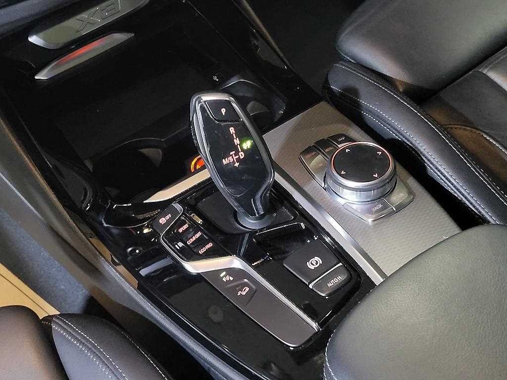 BMW X3 X3 (G01) xDrive 20d M 스포츠 기본형 이미지 12
