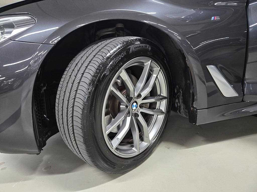 BMW 5시리즈 5시리즈 (G30) 520i M 스포츠 이미지 20