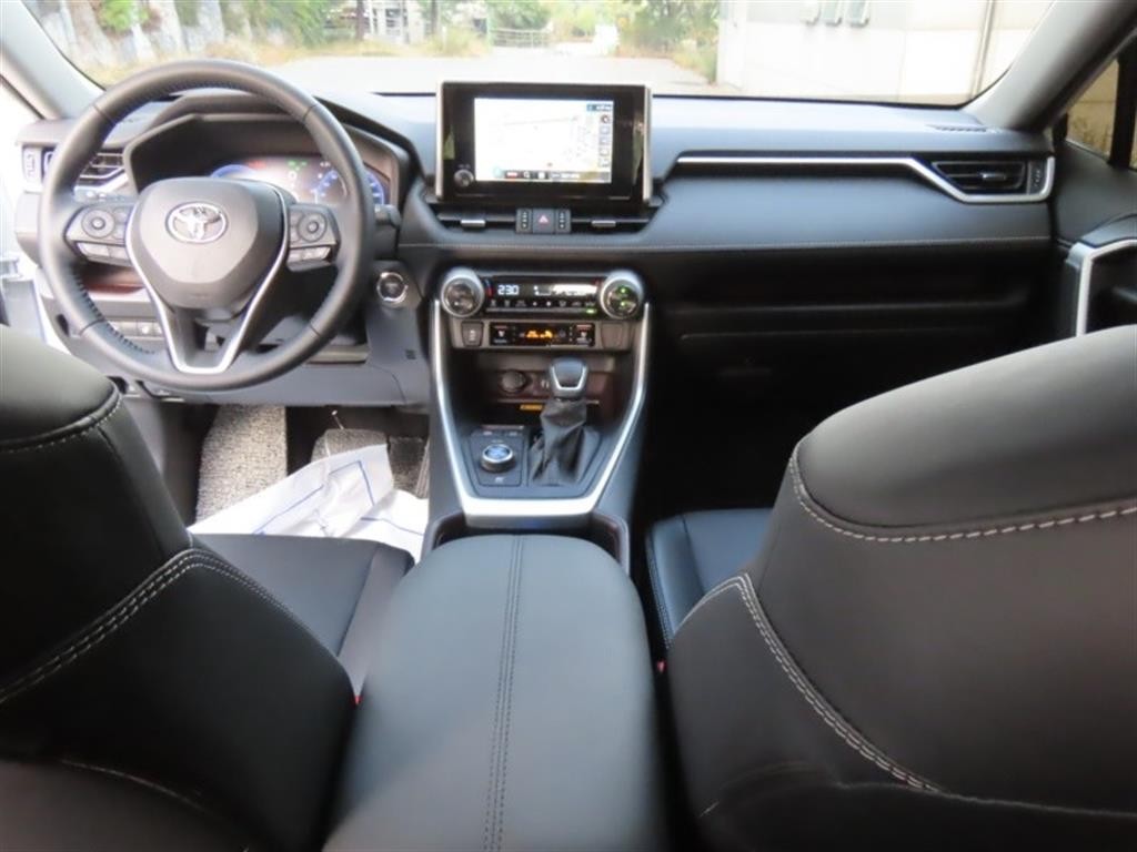 토요타 라브4 RAV4(5세대) 2.5 4WD 하이브리드 이미지 16