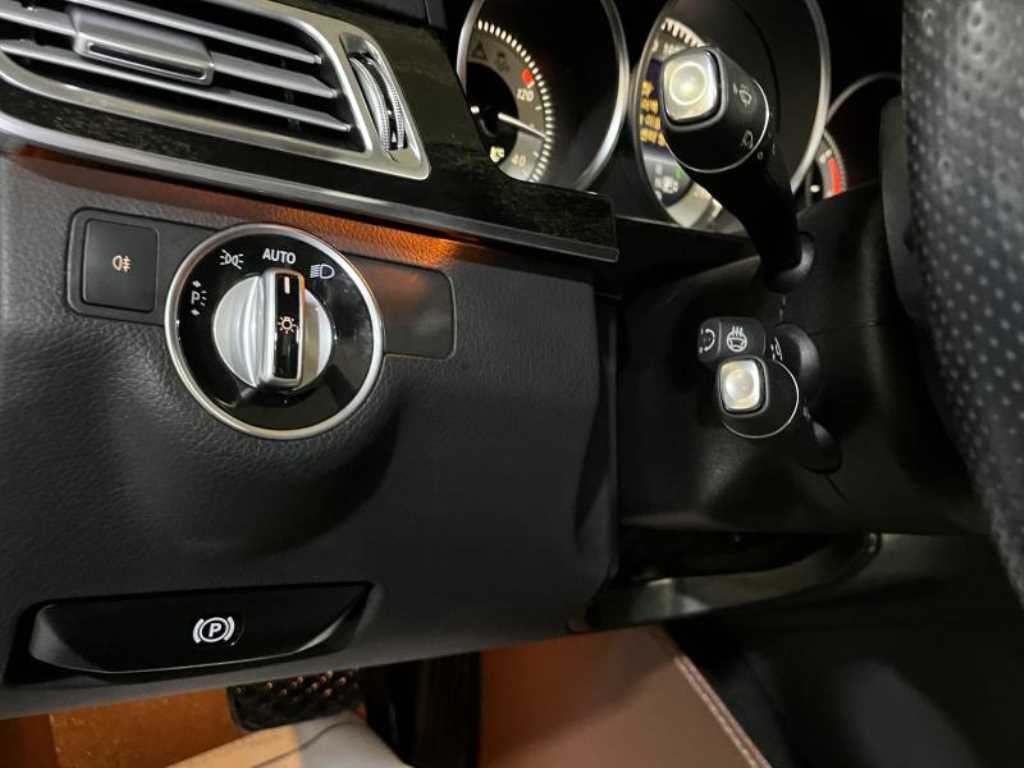 벤츠 E 클래스 E-클래스 W212 E220 CDI 아방가르드 이미지 14