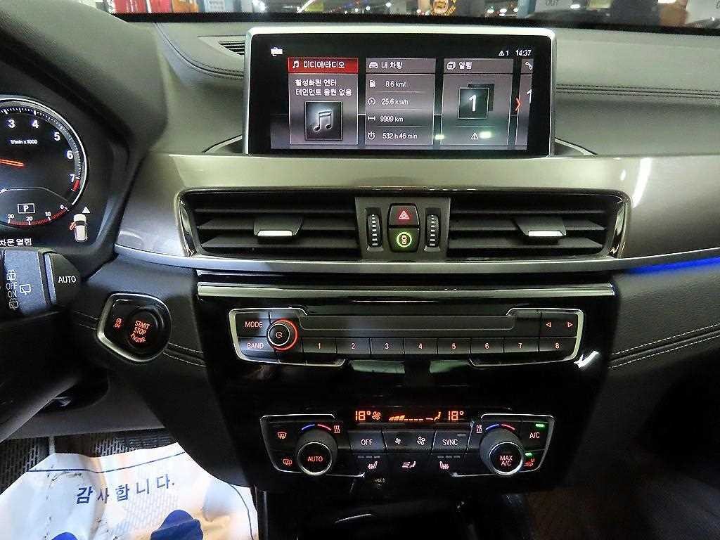 BMW X1 X1 (F48) xDrive 20i xLine 스페셜에디션 이미지 11