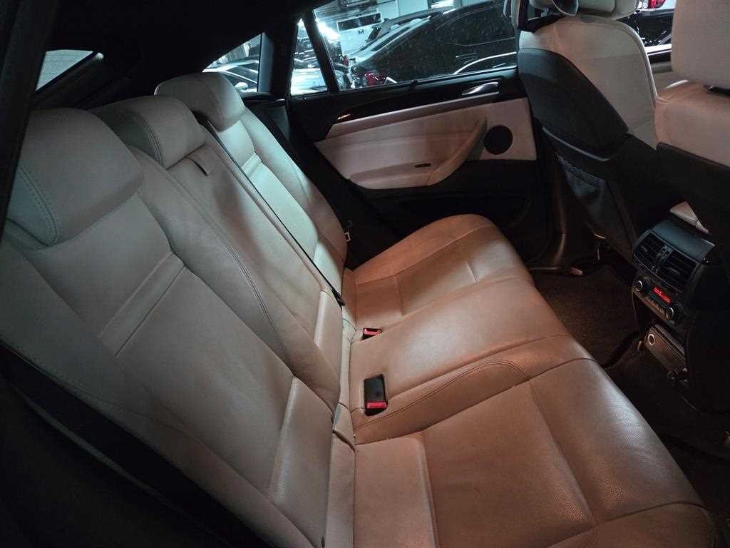 BMW X6 X6 (E71) xDrive 35i 이미지 9