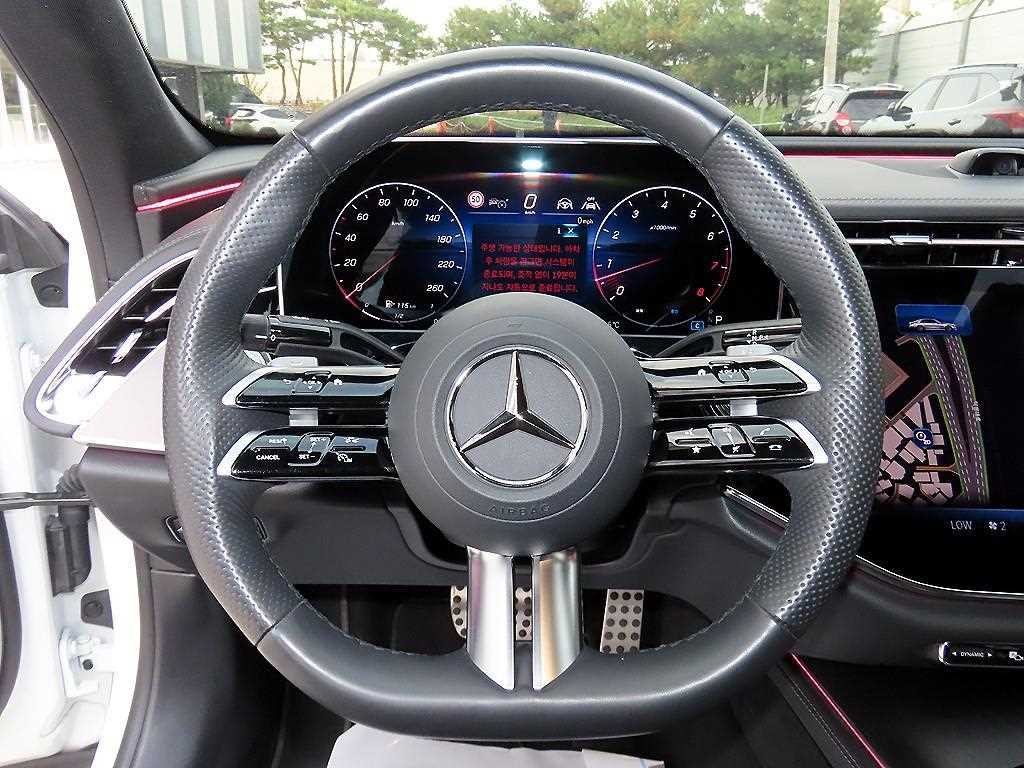 벤츠 E 클래스 E-클래스 W214 E300 4MATIC AMG Line 이미지 8