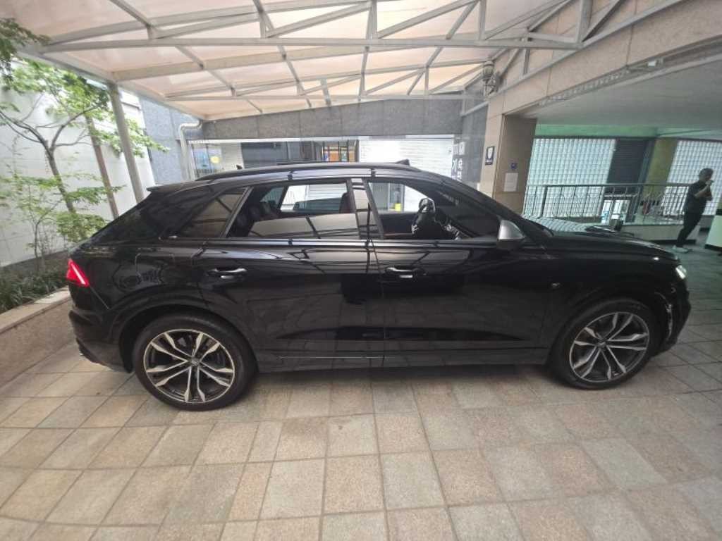 아우디 SQ8 SQ8 (4M) 4.0 TDI 콰트로 이미지 2
