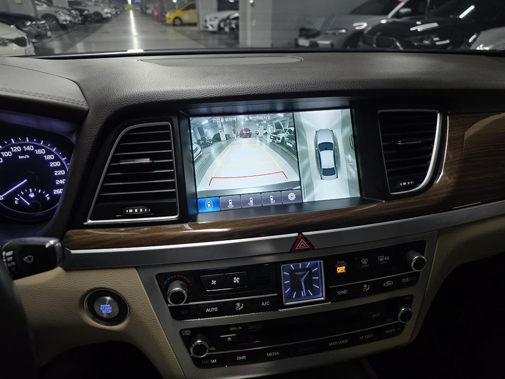 제네시스 G80 3.3 GDI AWD 프리미엄 럭셔리 이미지 15