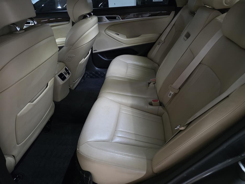 제네시스 G80 3.3 GDI AWD 프리미엄 럭셔리 이미지 9