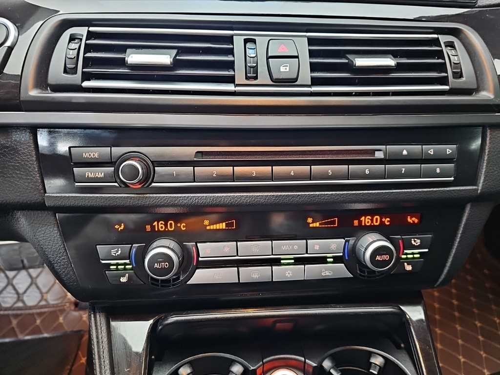 BMW 5시리즈 5시리즈 (F10) 528i 이미지 10