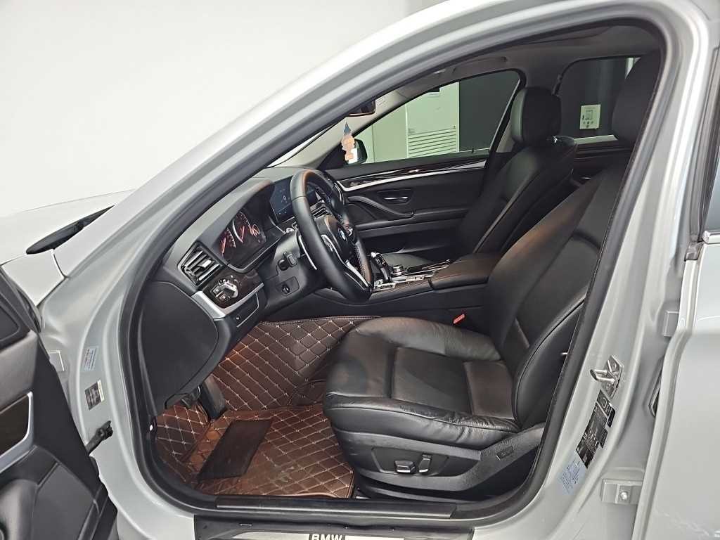 BMW 5시리즈 5시리즈 (F10) 528i 이미지 11