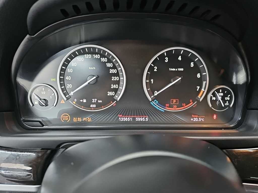 BMW 5시리즈 5시리즈 (F10) 528i 이미지 6