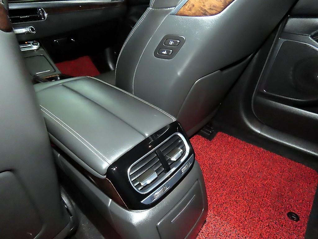 제네시스 G90 3.8 GDI AWD 럭셔리 이미지 15