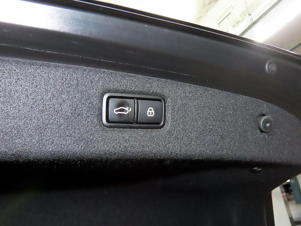 제네시스 G90 3.8 GDI AWD 럭셔리 이미지 16
