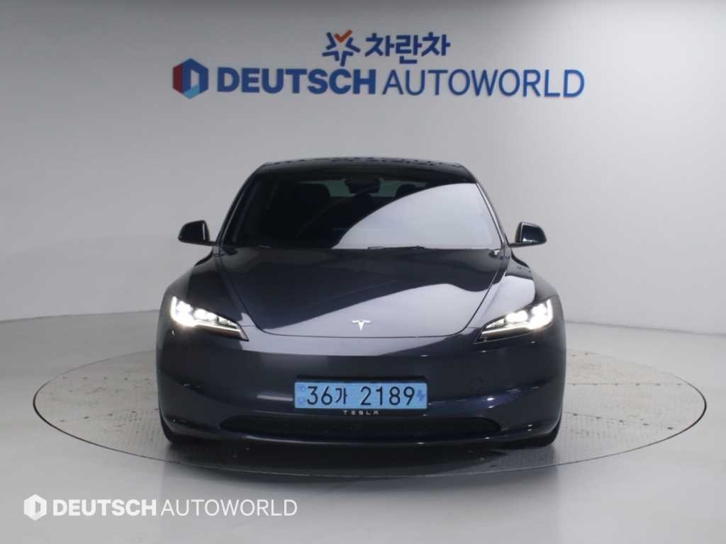 테슬라 모델 3 RWD 이미지 3