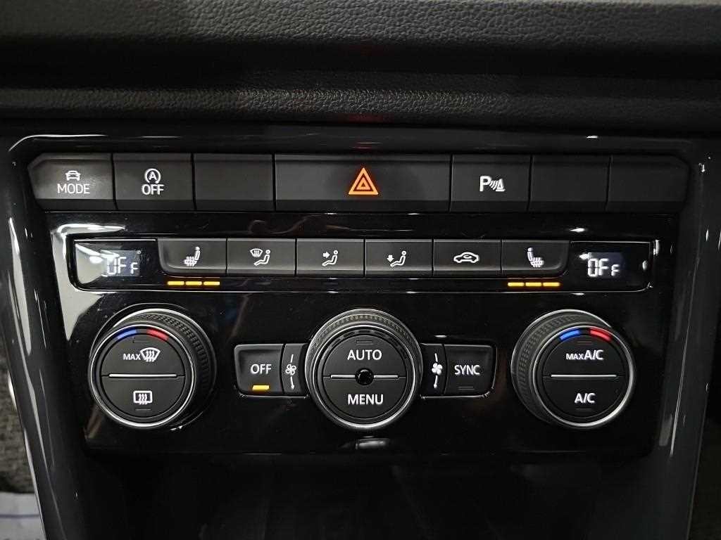 폭스바겐 티록 2.0 TDI 프레스티지 이미지 10
