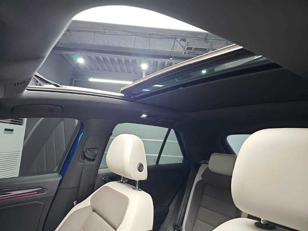 폭스바겐 티록 2.0 TDI 프레스티지 이미지 13