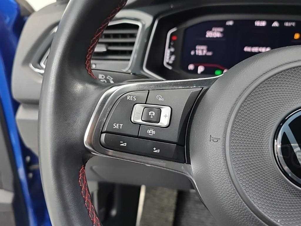 폭스바겐 티록 2.0 TDI 프레스티지 이미지 18