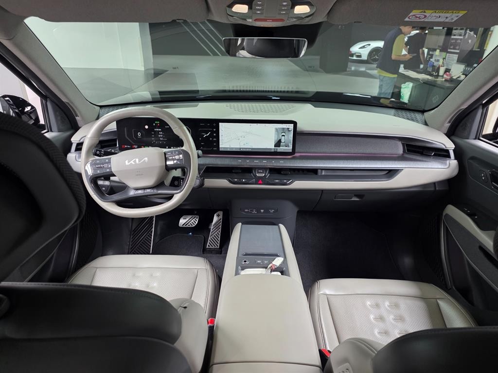 기아 EV9 롱레인지 4WD 어스 이미지 11
