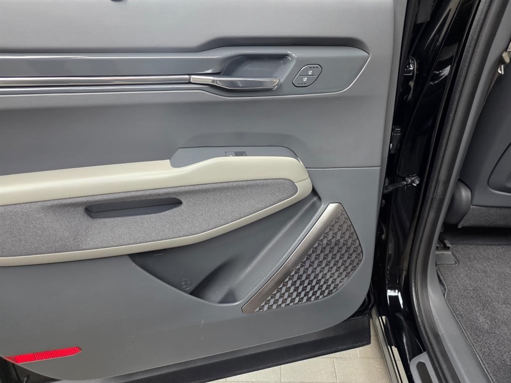 기아 EV9 롱레인지 4WD 어스 이미지 13