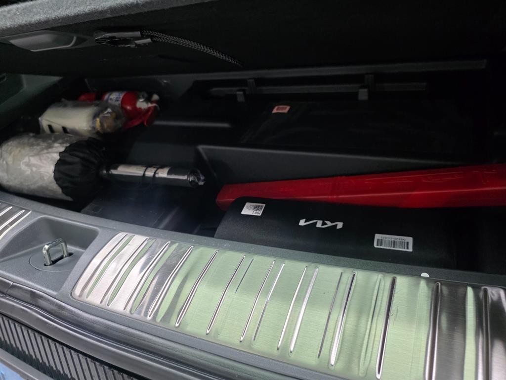 기아 EV9 롱레인지 4WD 어스 이미지 18