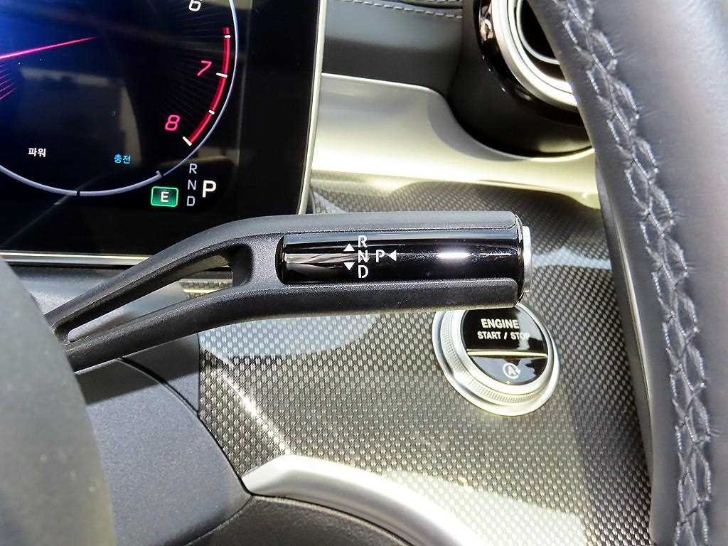 벤츠 C 클래스 C클래스 W206 C300 4MATIC AMG 라인 이미지 11