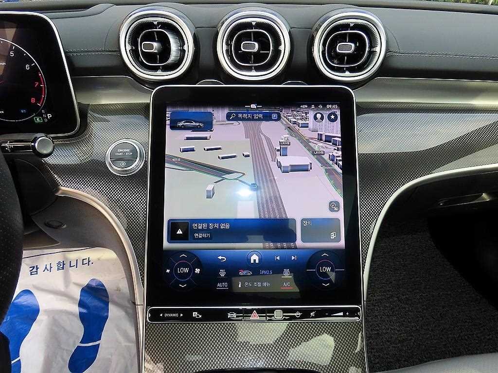 벤츠 C 클래스 C클래스 W206 C300 4MATIC AMG 라인 이미지 13