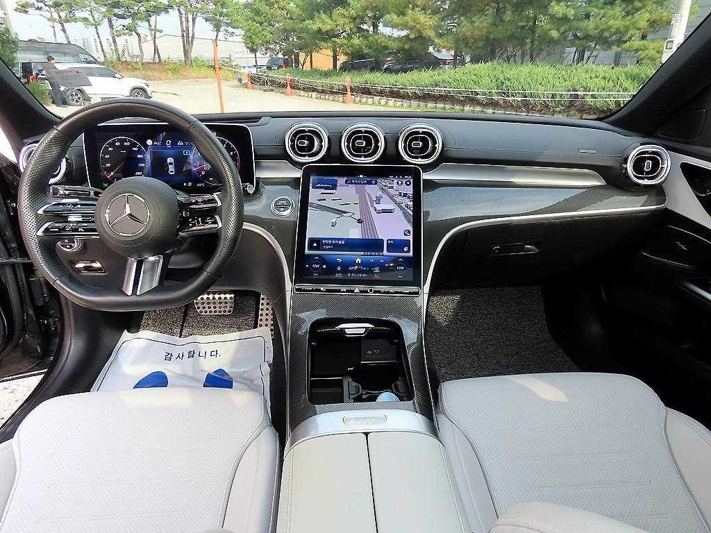 벤츠 C 클래스 C클래스 W206 C300 4MATIC AMG 라인 이미지 7