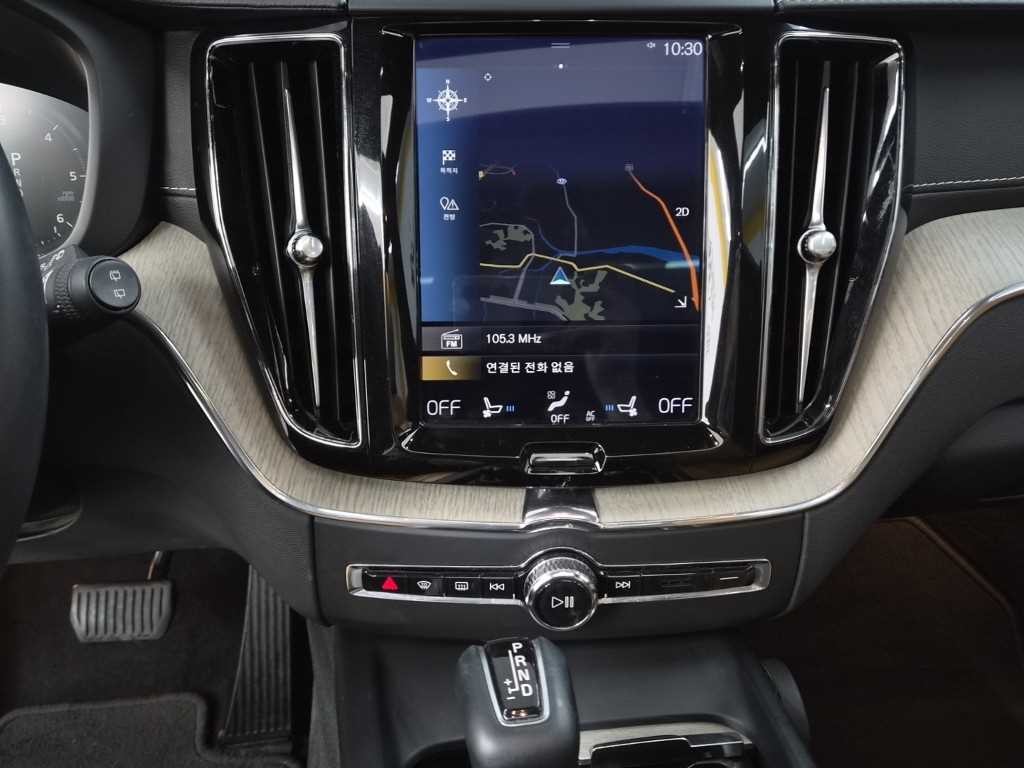 볼보 XC60 XC60(2세대) D5 AWD 인스크립션 이미지 12