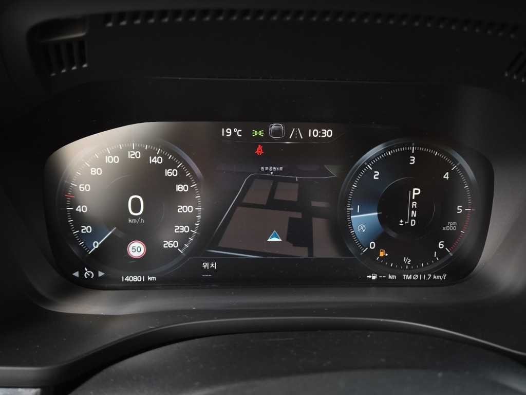 볼보 XC60 XC60(2세대) D5 AWD 인스크립션 이미지 8