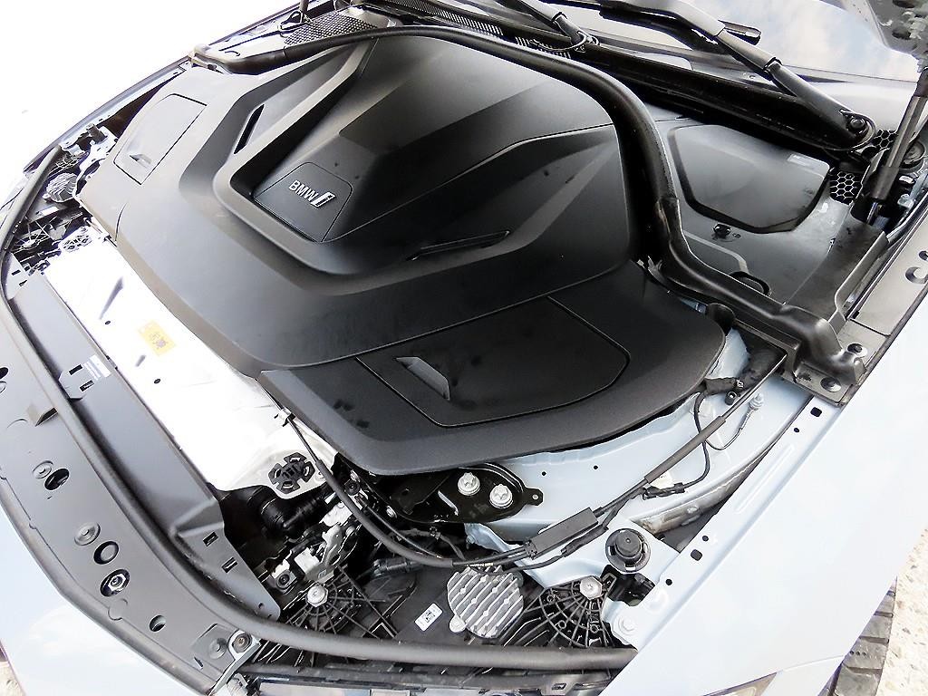 BMW i4 M50 이미지 19