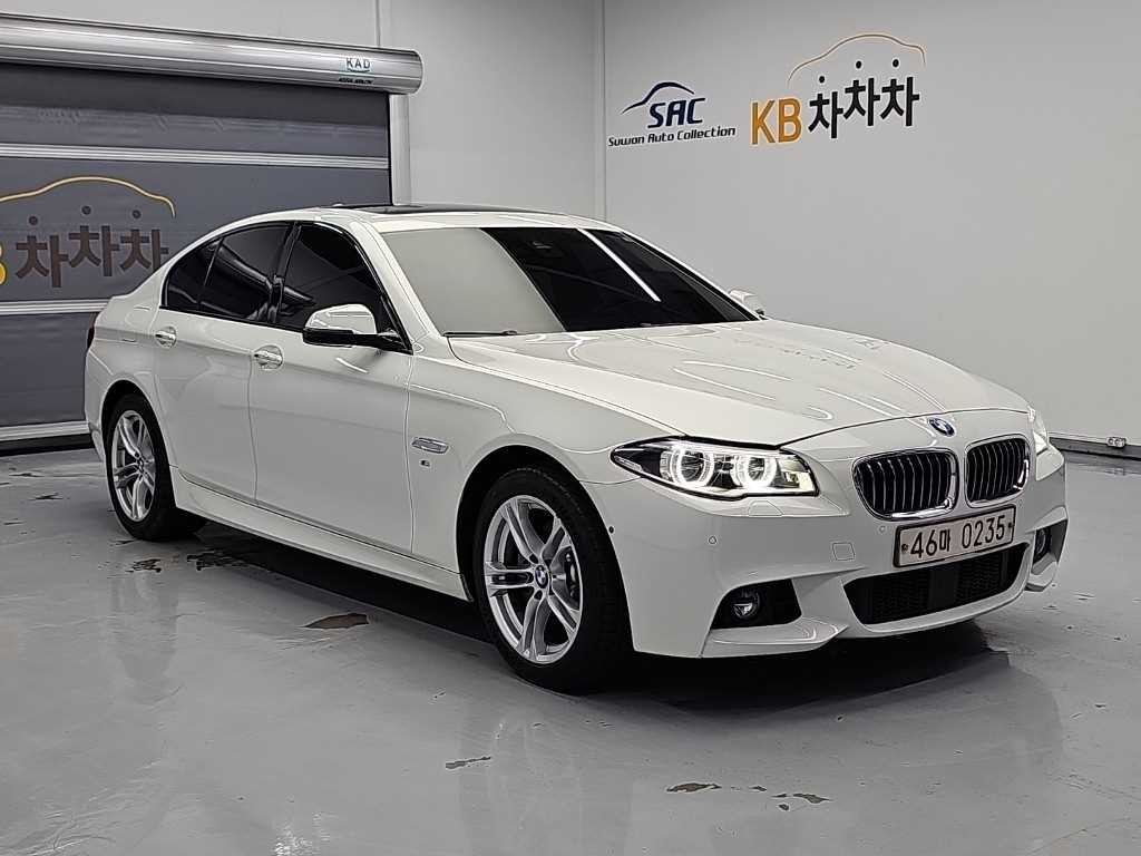 BMW 5시리즈 5시리즈 (F10) 520d xDrive M 에어로다이나믹 프로 이미지 4