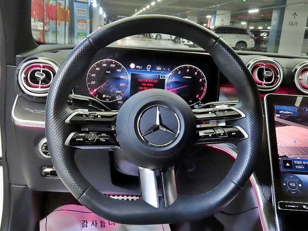 벤츠 C 클래스 C클래스 W206 C200 AMG 라인 이미지 8