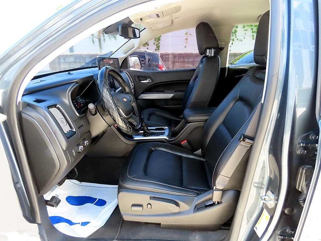 쉐보레 콜로라도 3.6 익스트림 4WD 이미지 5