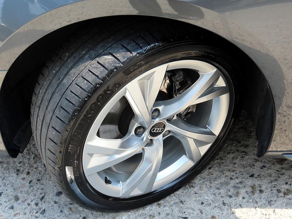 아우디 A4 A4 (B9) 40 TFSI 프리미엄 이미지 20