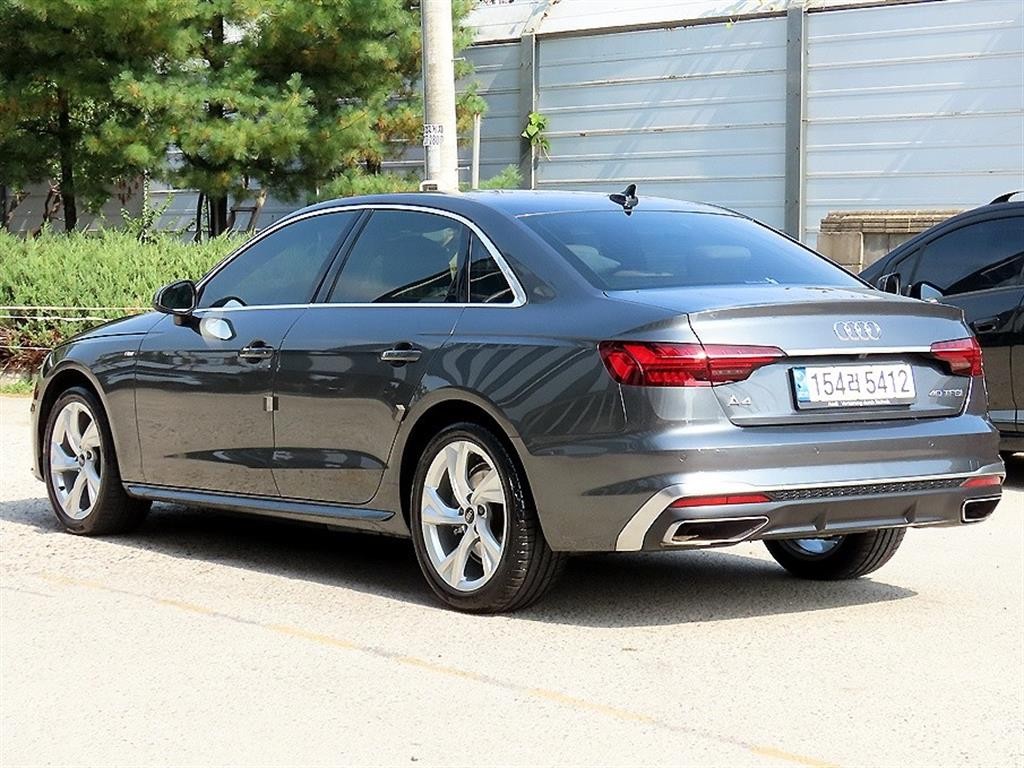 아우디 A4 A4 (B9) 40 TFSI 프리미엄 이미지 3