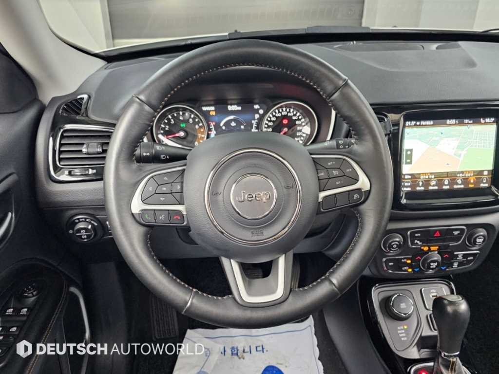지프 컴패스 컴패스 2세대 2.4 AWD 리미티드 이미지 13
