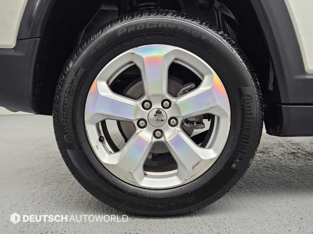 지프 컴패스 컴패스 2세대 2.4 AWD 리미티드 이미지 5