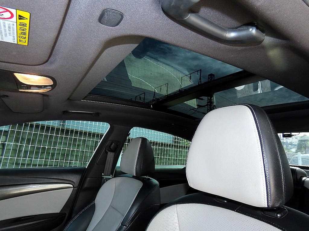 현대 i40 더뉴i40Saloon 1.7 VGT D 스펙 이미지 17