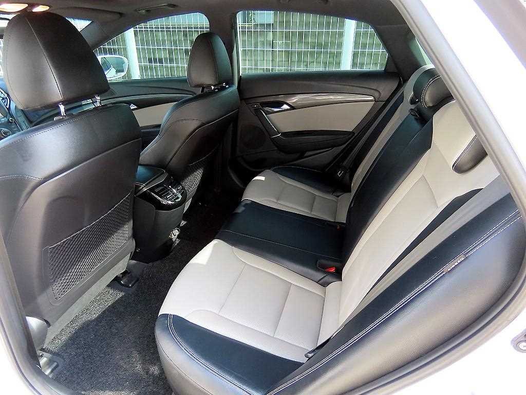 현대 i40 더뉴i40Saloon 1.7 VGT D 스펙 이미지 6