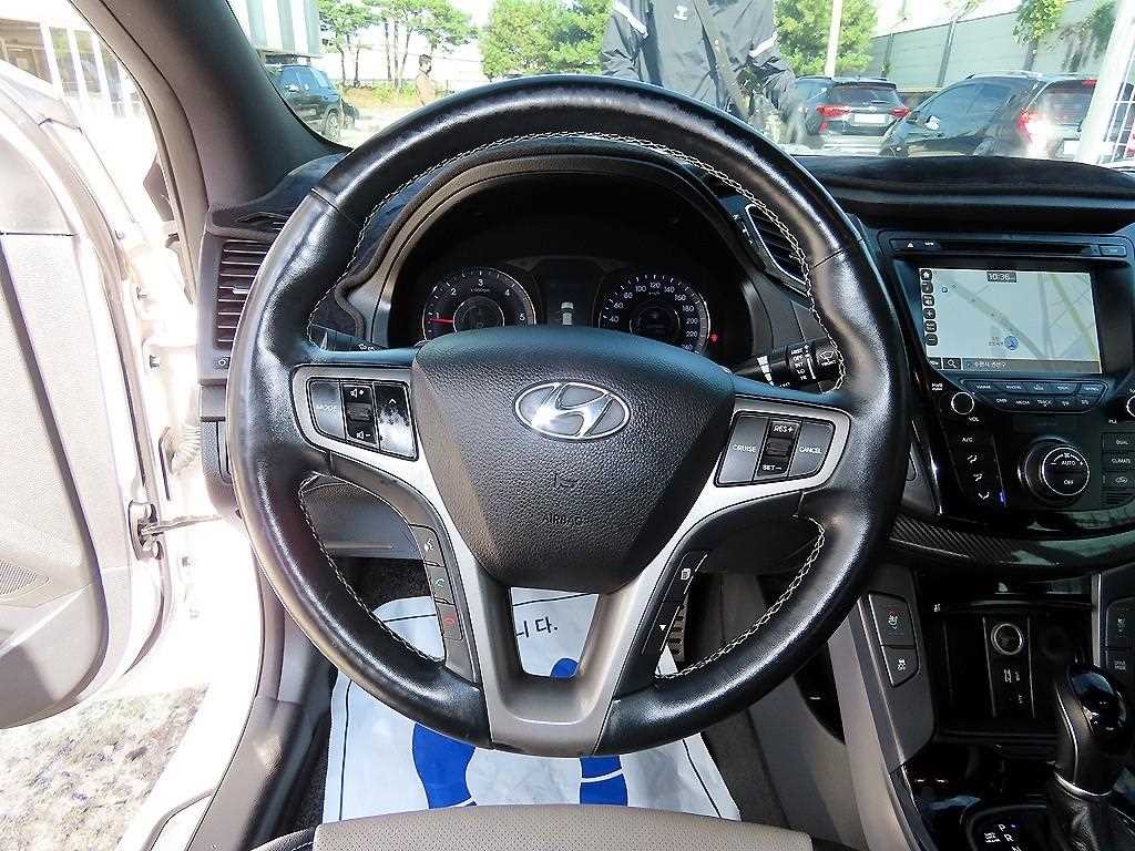 현대 i40 더뉴i40Saloon 1.7 VGT D 스펙 이미지 8