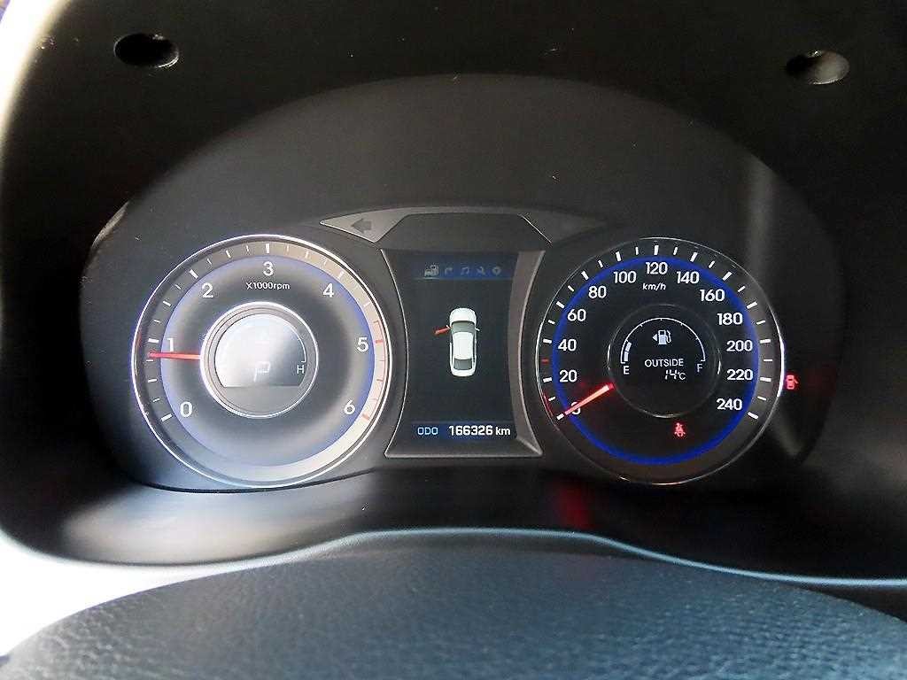 현대 i40 더뉴i40Saloon 1.7 VGT D 스펙 이미지 9