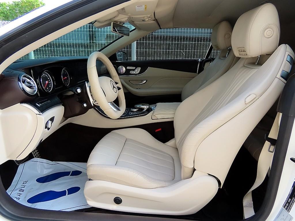 벤츠 E 클래스 E-클래스 W213 E220d 카브리올레 이미지 10