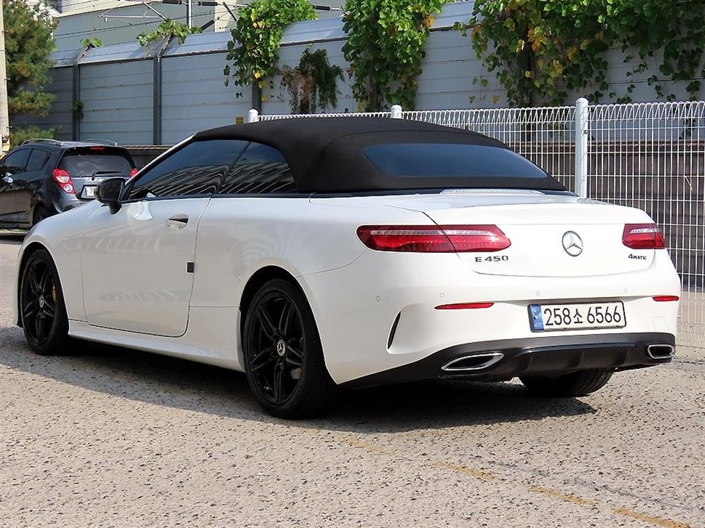 벤츠 E 클래스 E-클래스 W213 E220d 카브리올레 이미지 7