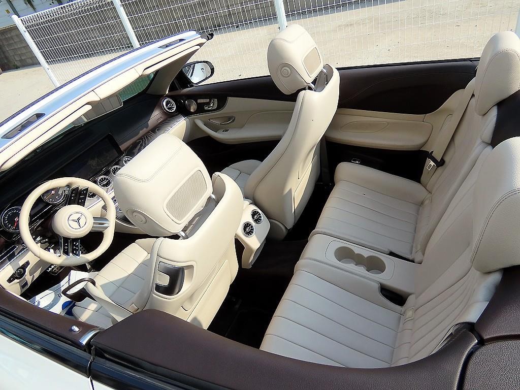 벤츠 E 클래스 E-클래스 W213 E220d 카브리올레 이미지 9