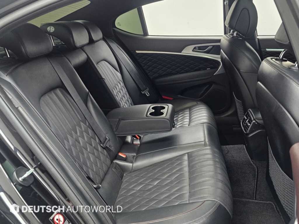 제네시스 G70 2.2D AWD 슈프림 이미지 12