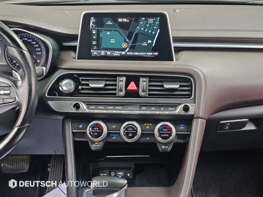 제네시스 G70 2.2D AWD 슈프림 이미지 14