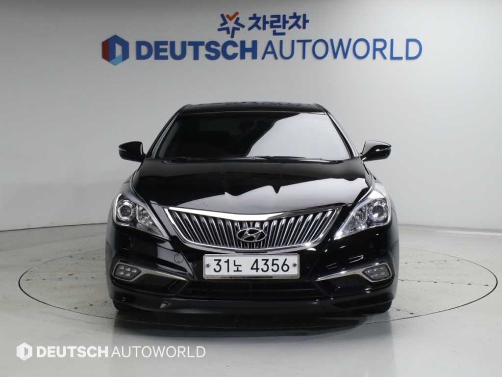 현대 그랜저 그랜저 HG HG300 PREMIUM 컬렉션 이미지 3