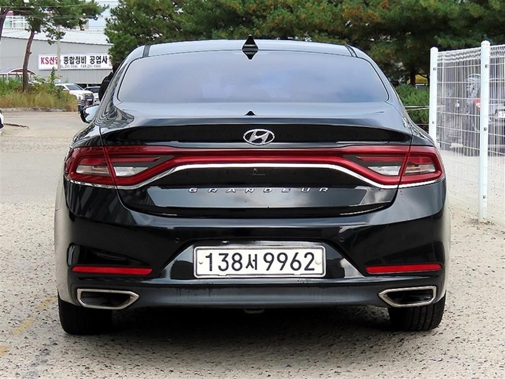 현대 그랜저 그랜저 IG 2.4 GDI 프리미엄 기본형 이미지 4