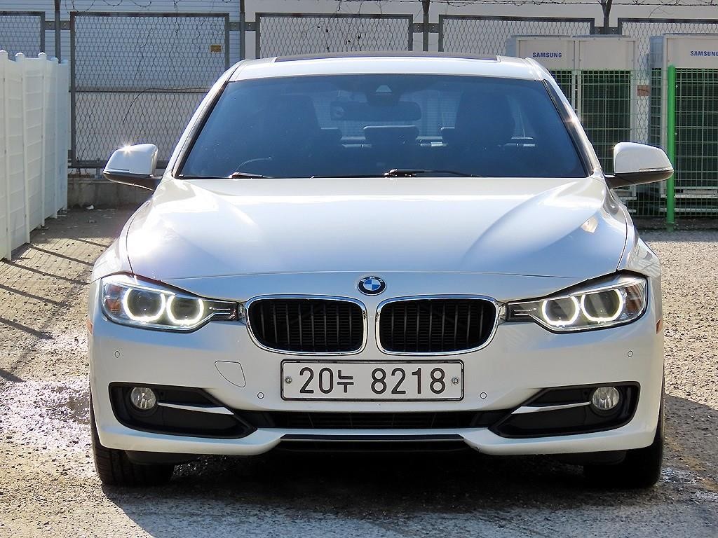 BMW 3시리즈 3시리즈 (F30) 320d 스포츠 이미지 1