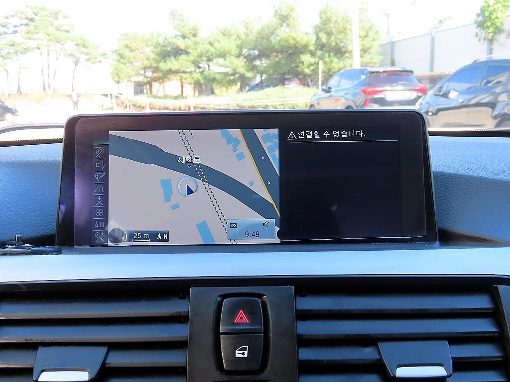 BMW 3시리즈 3시리즈 (F30) 320d 스포츠 이미지 15